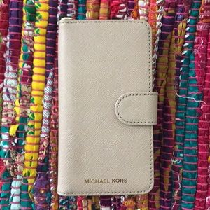 Michael Kors wallet/phone case